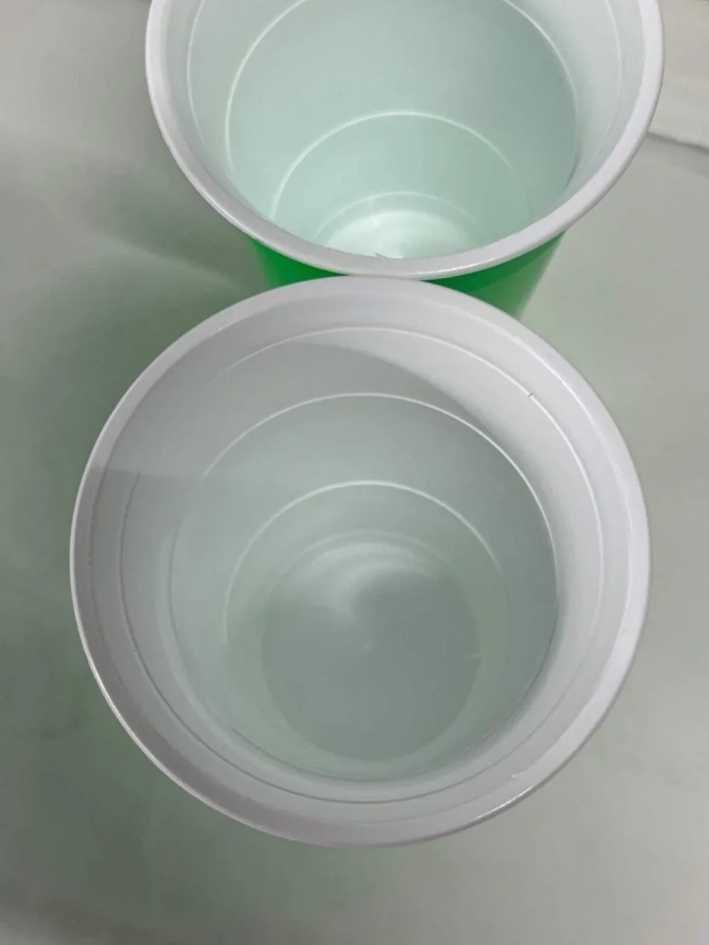 2x Seattle Seahawks NFL Football Plastic Cups Green Tailgate Party Picnic Dorm